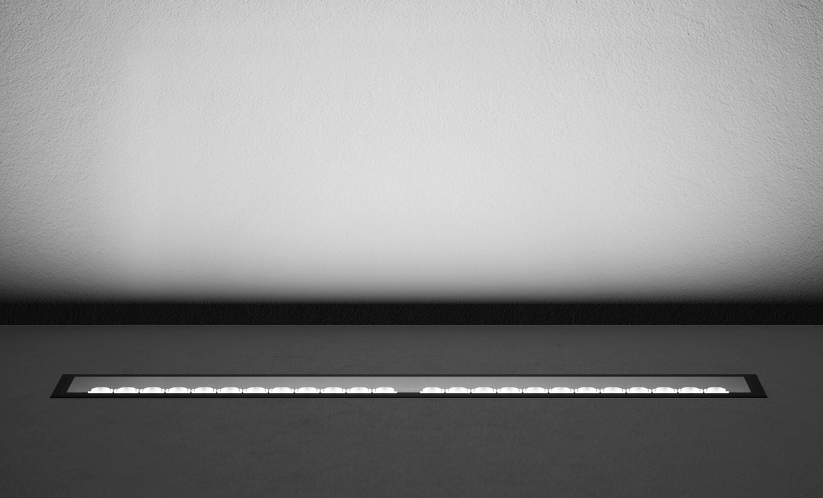 201101 201105 201109 201113 LINEAGROUND HP 1