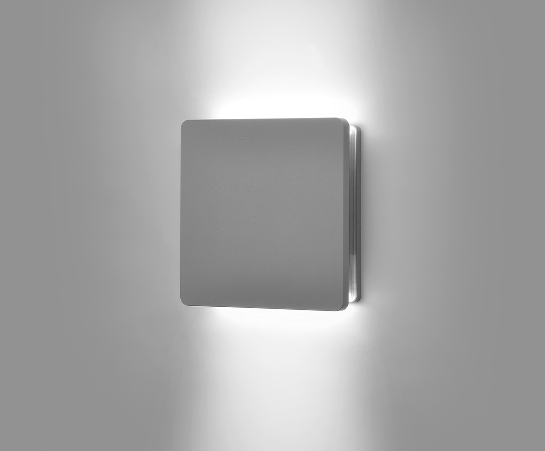 ECLIPSE MEDIUM SQUARE 02
