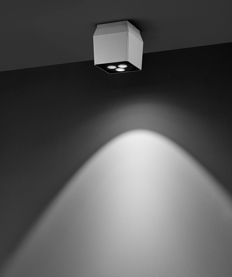 QUBO MEDIUM HP DOWNLIGHT