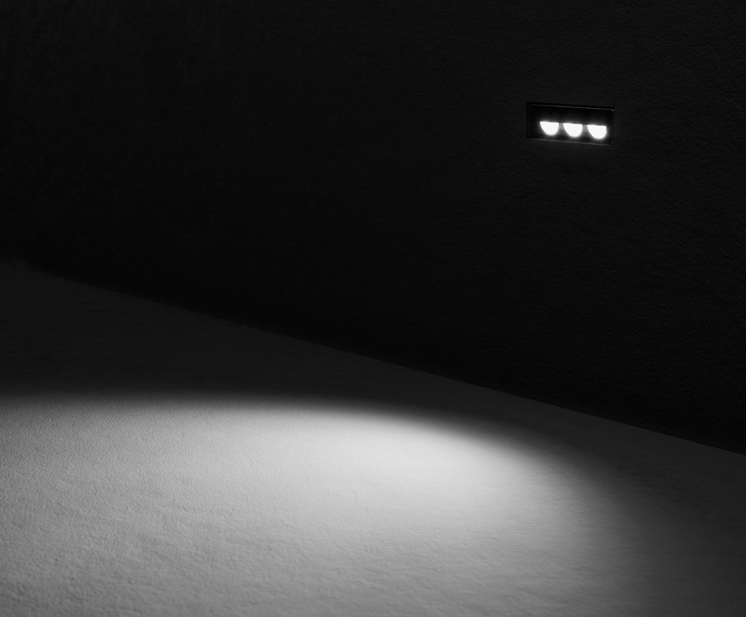 NANOSTEP LINEAR TRIMLESS